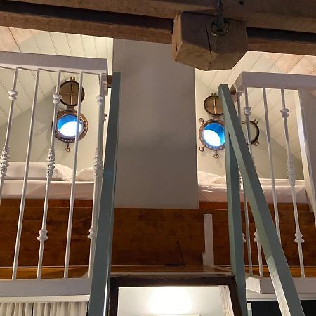 B&B De Lage Zwaluw Zwaluwe Εξωτερικό φωτογραφία